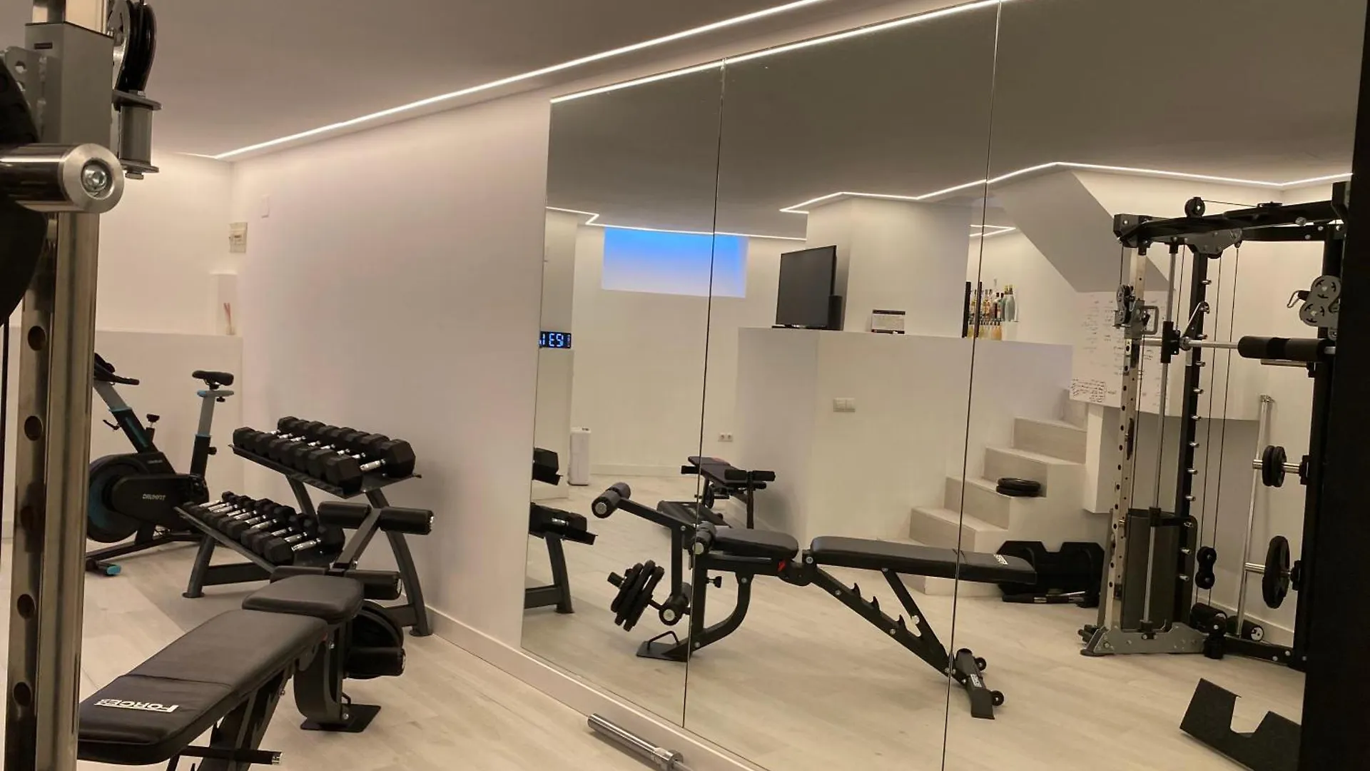 Casa Moderna Con Gimnasio Villa Torremolinos Spain