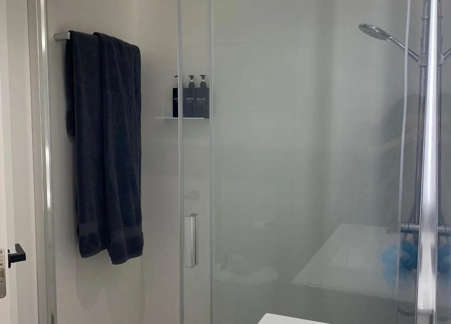トレモリノス Casa Moderna Con Gimnasioヴィラ 別荘