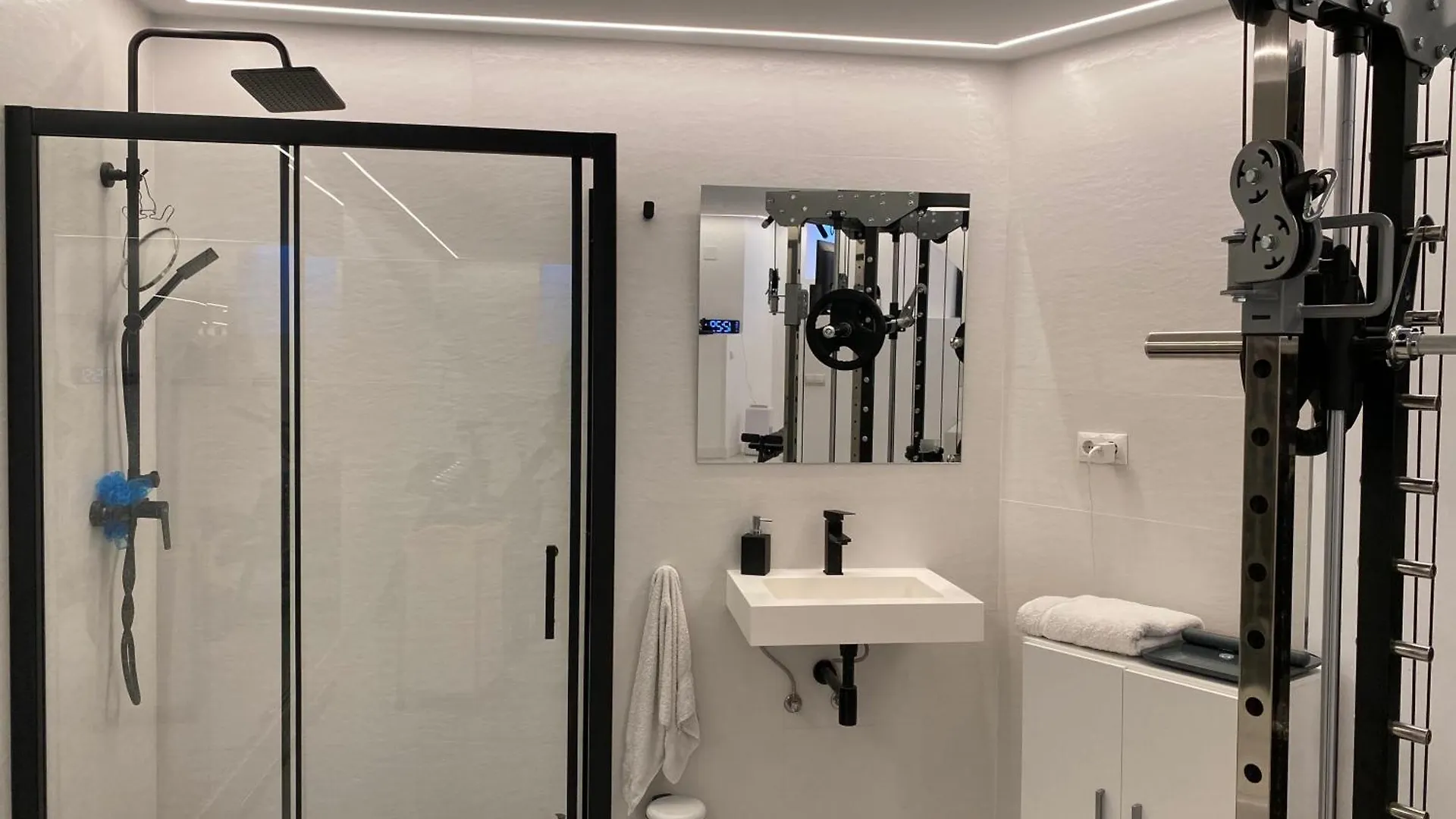 Casa Moderna Con Gimnasio Villa Torremolinos